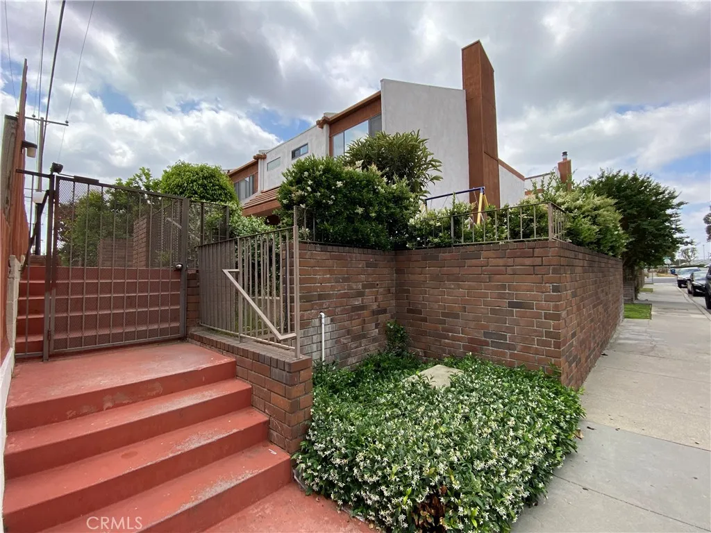 Additional image 44 of 402 S Garfield Avenue Unit 15, Alhambra, CA 91801