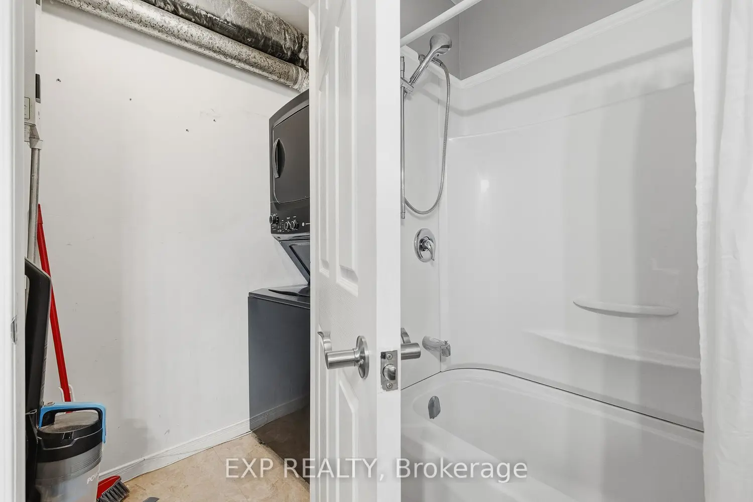 Additional image 13 of 1028 Ann Street 10