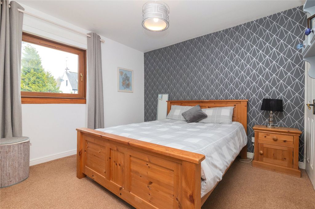 Additional image 8 of 5 bed flat for saleThe Chalet, Dunard House, Kinlochard, Stirling, Stirlingshire FK8