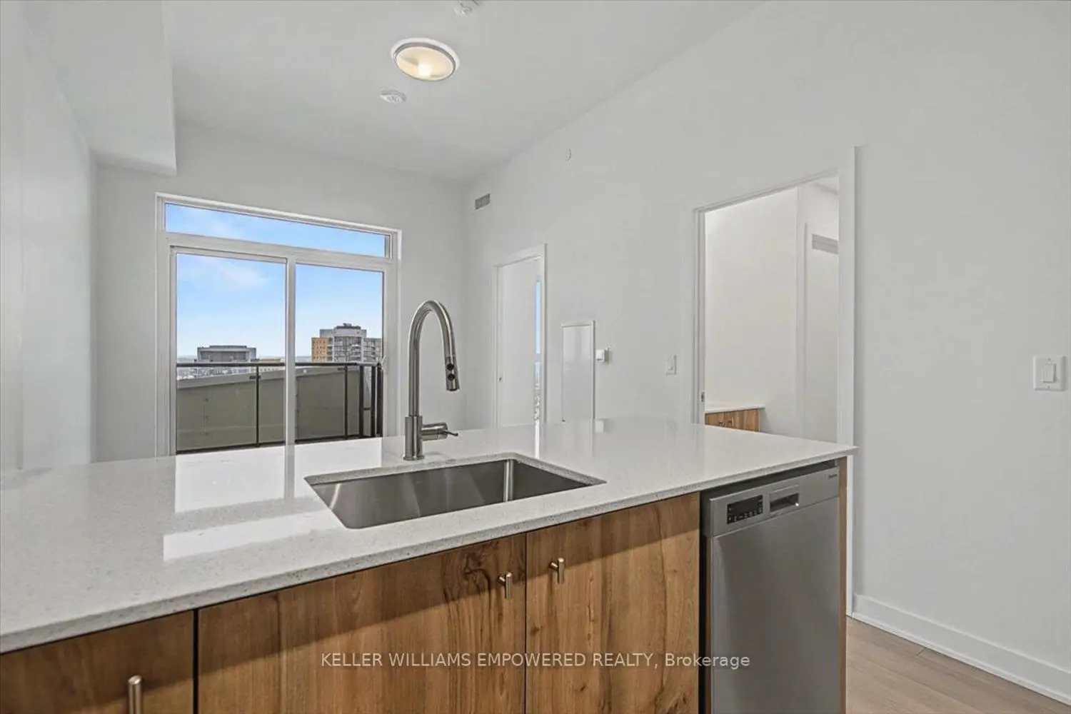 Additional image 12 of 25 Wellington Street 2202