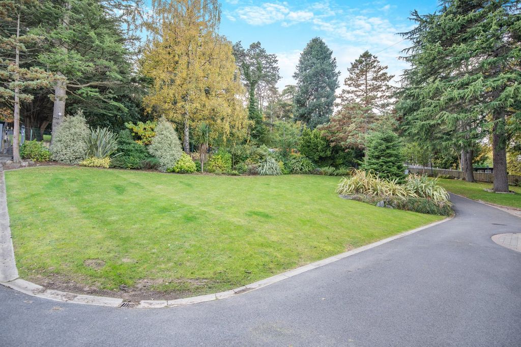 Additional image 22 of 6 bed detached house for saleOak Drive, Colwyn Bay, Conwy LL29