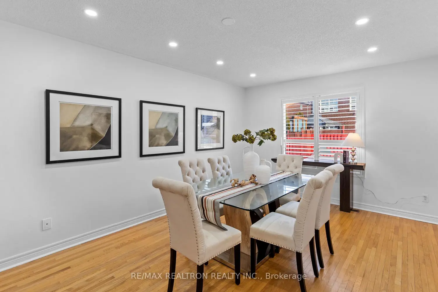 13 Freeston Crescent photo 2