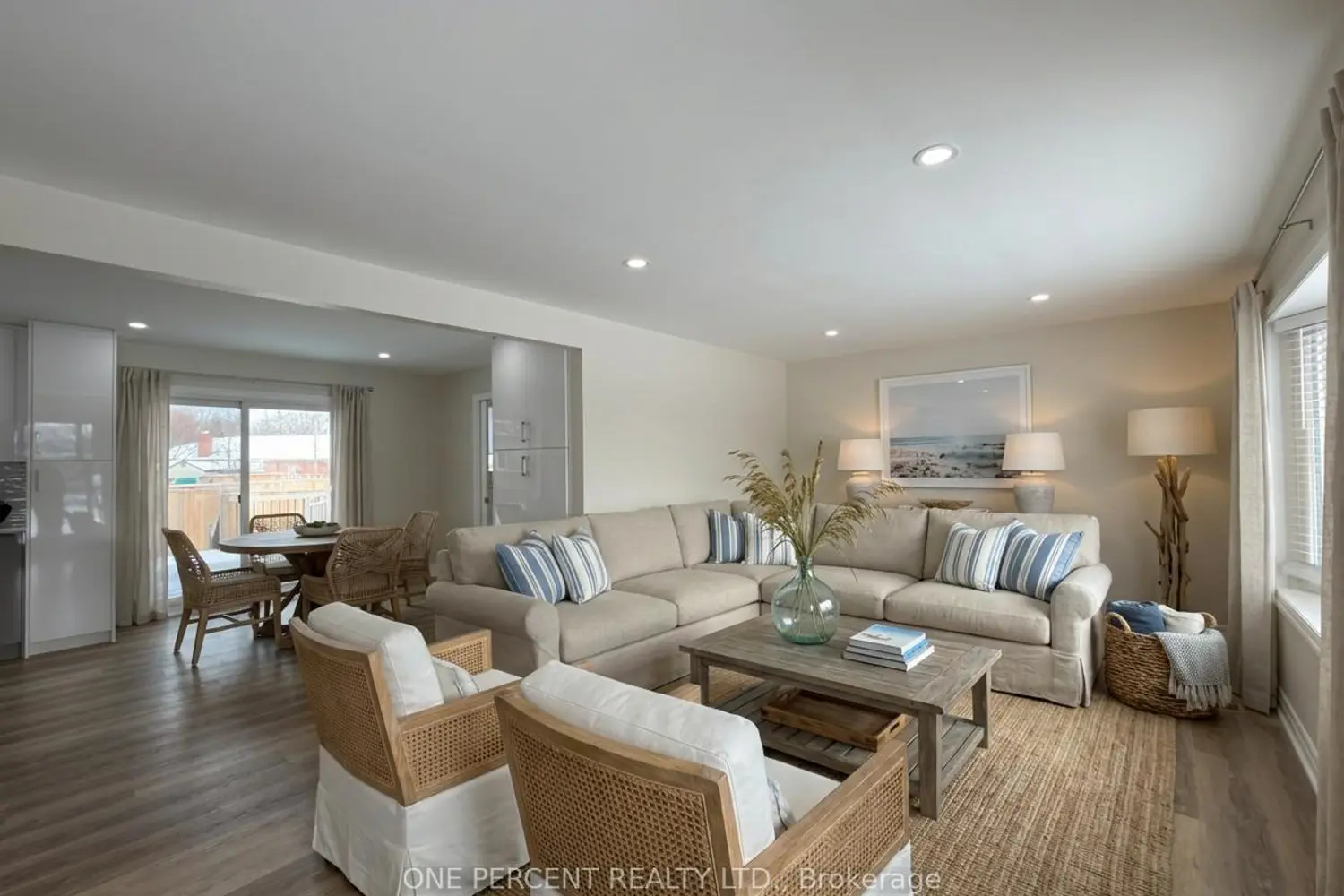 Additional image 2 of 37 Coronation Boulevard