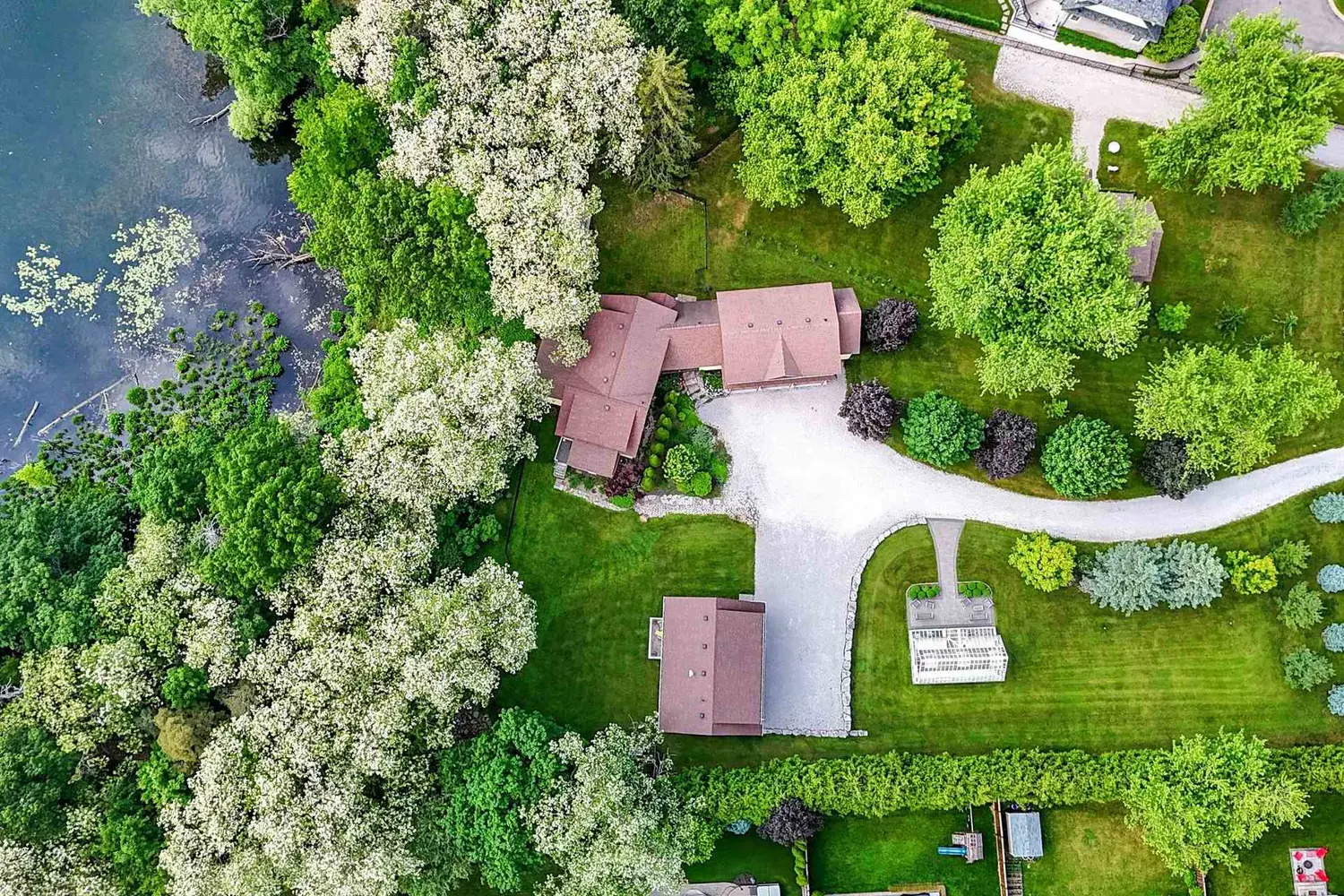 Additional image 2 of 6 And 8 Macleod Estate Court