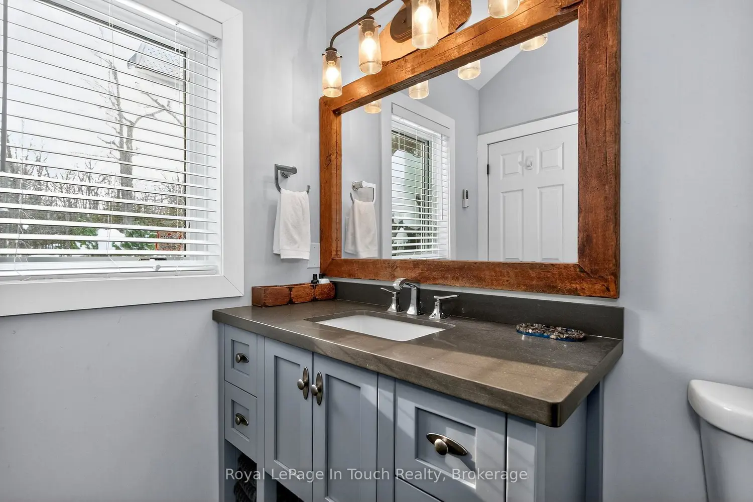 Additional image 11 of 201 Sawlog Point Road