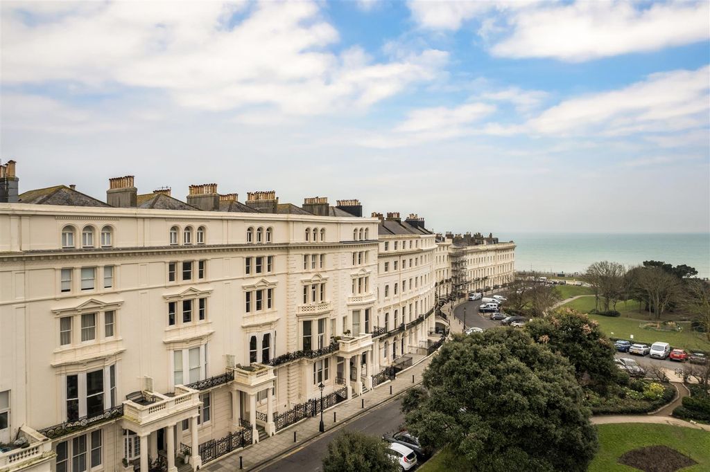 Additional image 25 of 4 bed flat for salePalmeira Square, Hove BN3