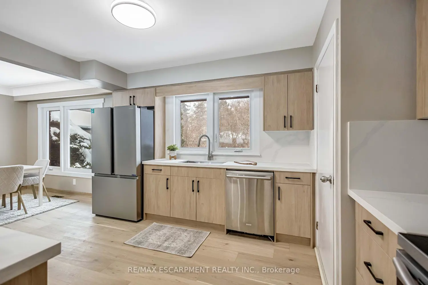 Additional image 10 of 626 Iroquois Avenue