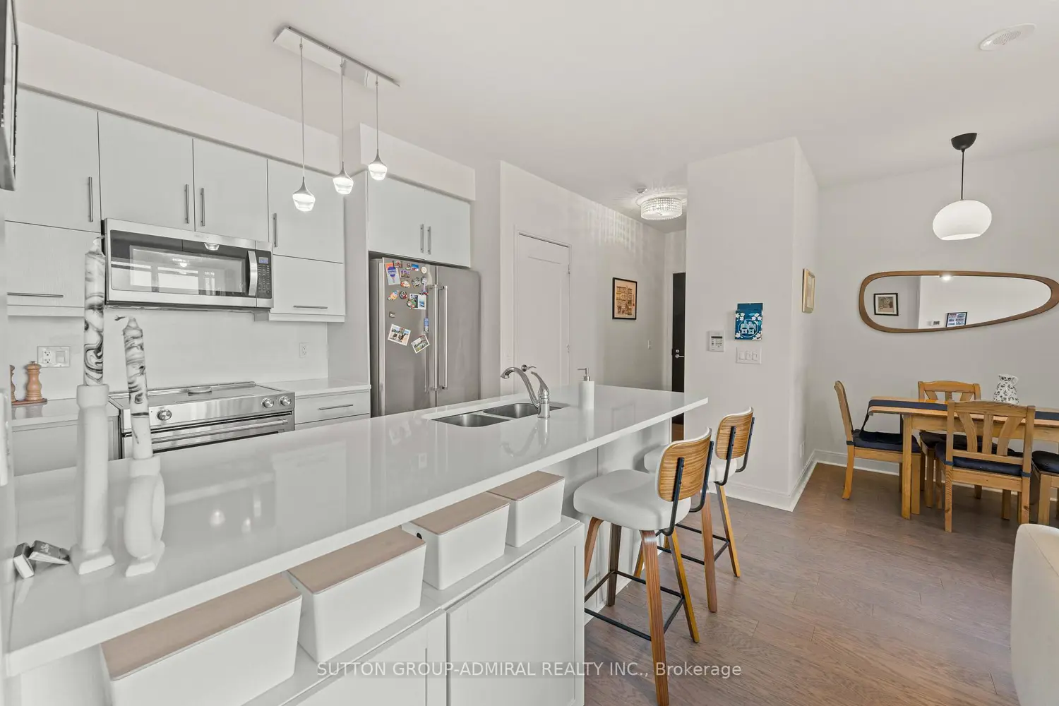 Additional image 4 of 825 Church Street 2106