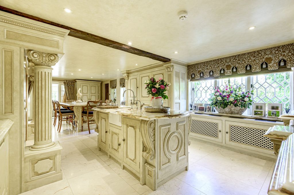 Additional image 8 of 8 bed country house for saleBrighton Road, Horsham RH13