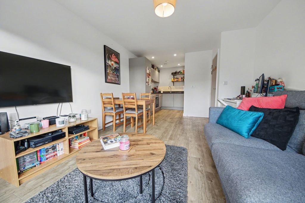 Additional image 8 of 1 bed flat for saleKeel Road, Centenary Quay SO19