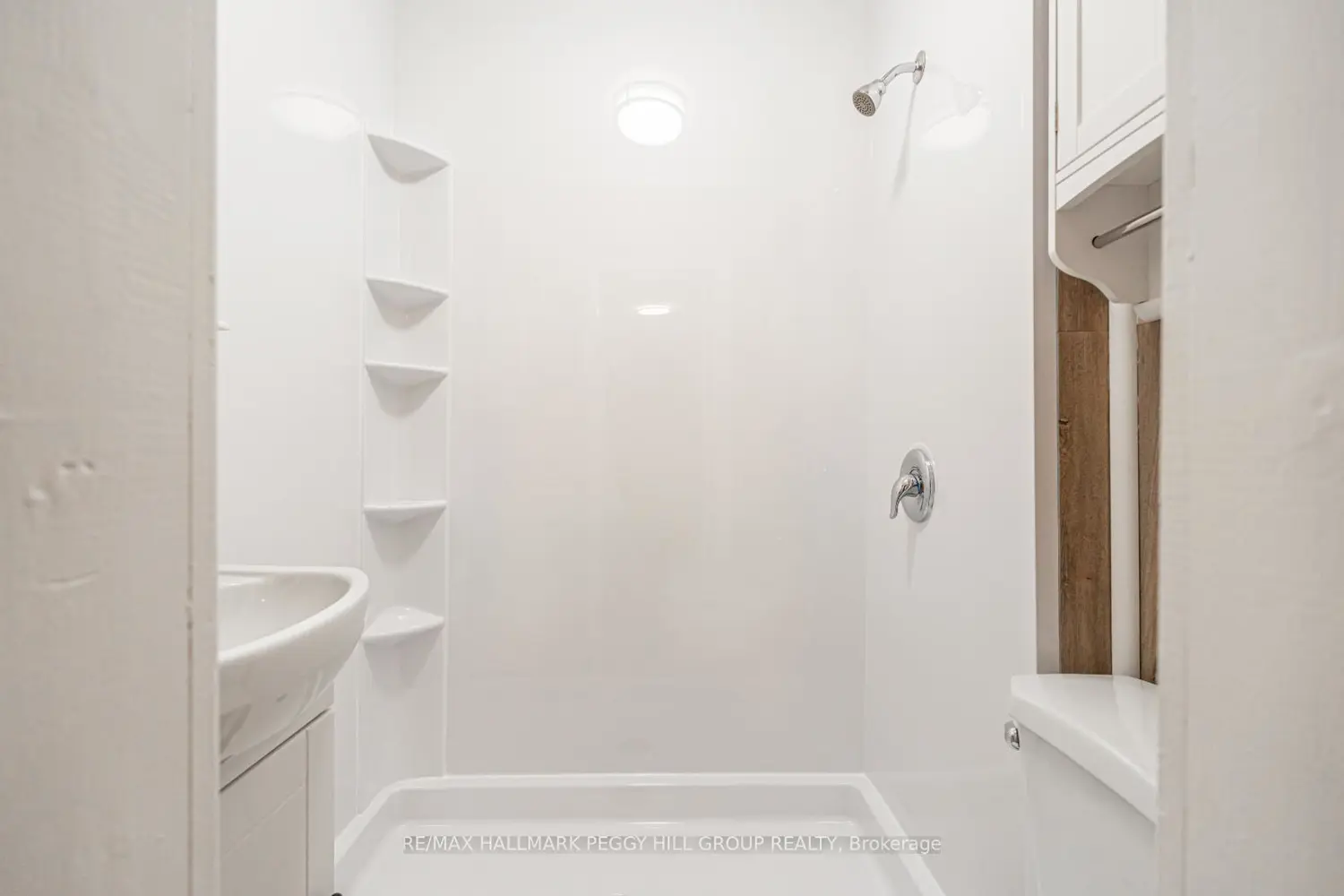 Additional image 15 of 30 Queen Street