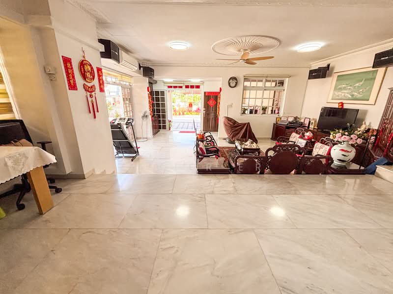 Additional image 3 of Springleaf