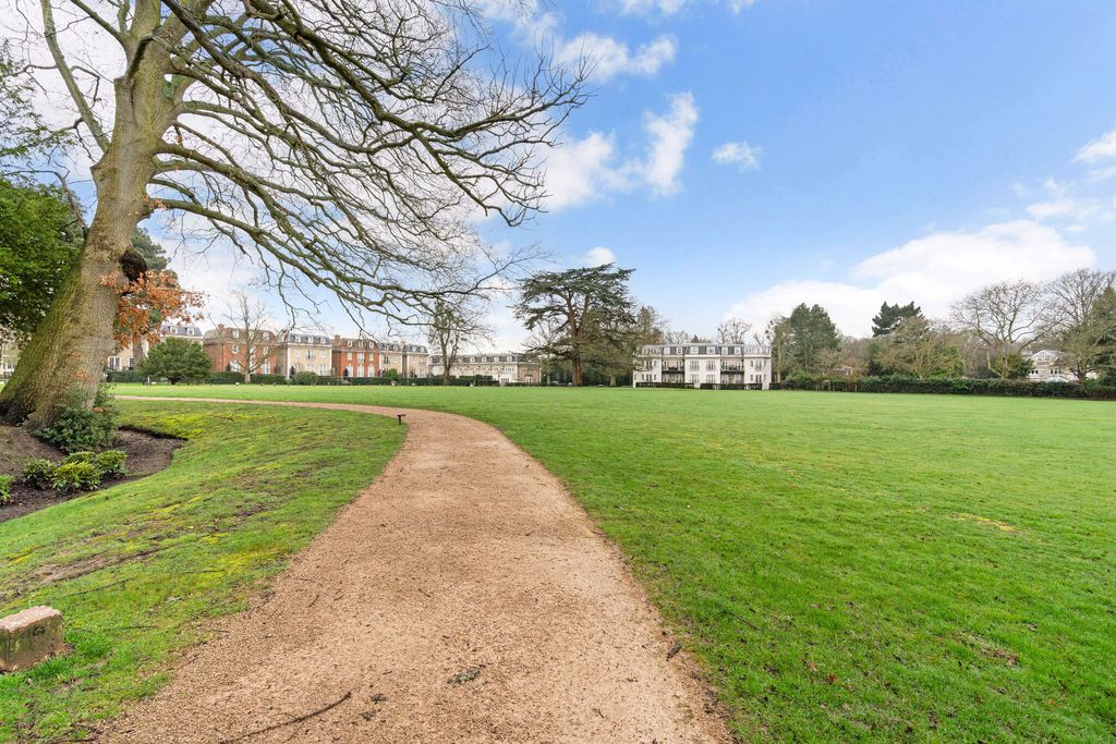 Additional image 14 of 3 bed penthouse for saleMagna Carta Park, The Huntingfield, Egham TW20