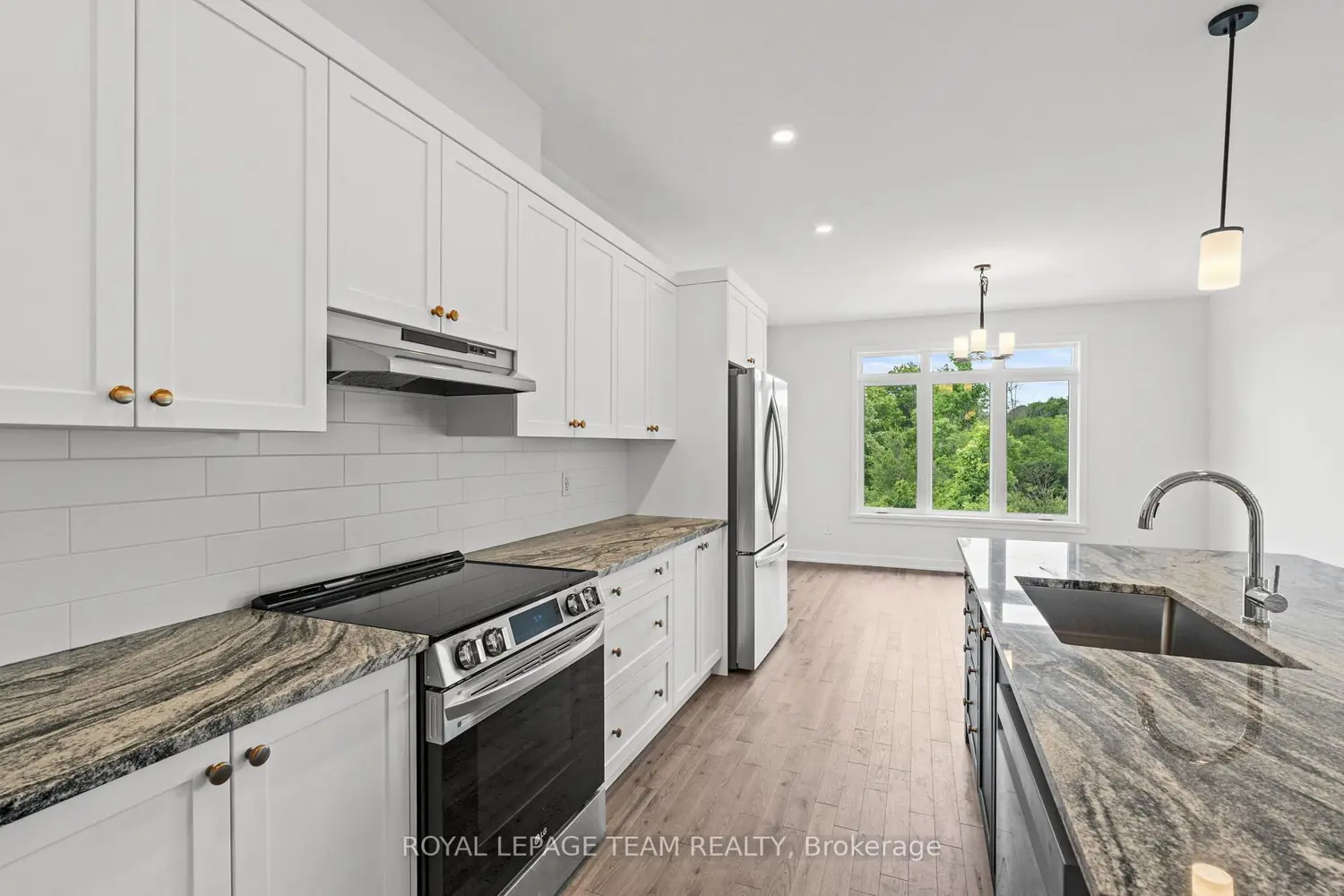 1034 Turner Drive photo 4