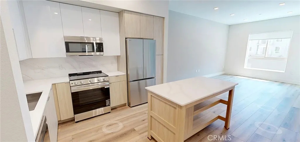 Additional image 118 of 21010 Erwin Street Unit 374, Woodland Hills, CA 91367