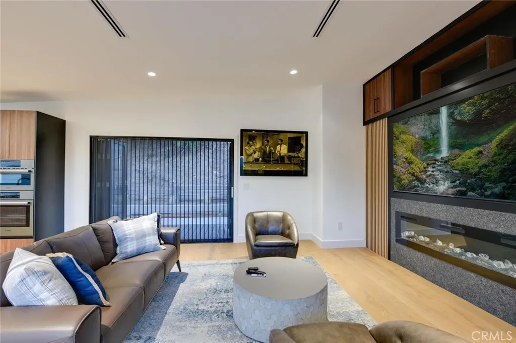 Additional image 38 of 5137 Campo Rd, Woodland Hills, CA 91364