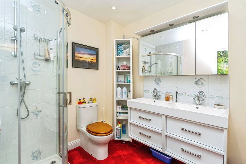 Additional image 24 of 5 bed detached house for saleCrofton Close, Southampton, Hampshire SO17