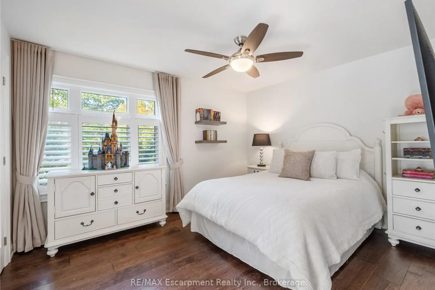 Additional image 11 of 3087 Lakeshore Road