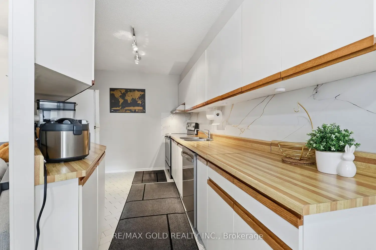 Additional image 6 of 335 Mill Road 401