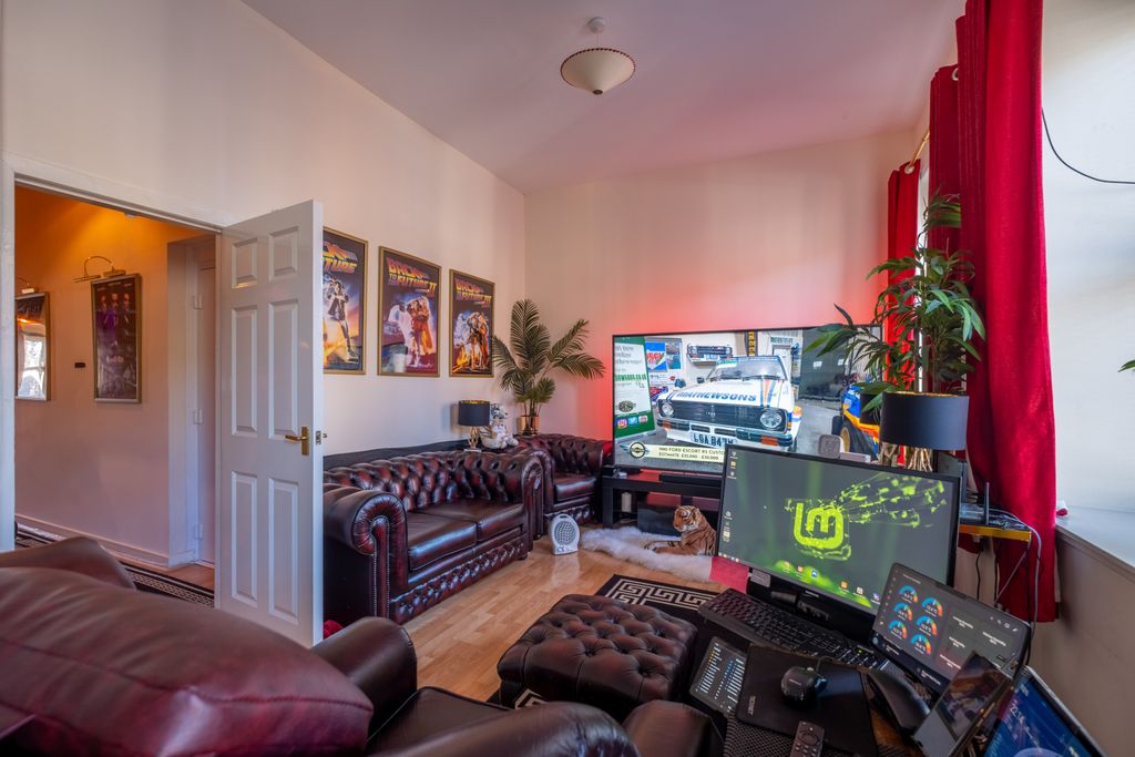 Additional image 3 of 2 bed flat for saleDalrymple Street, Girvan KA26