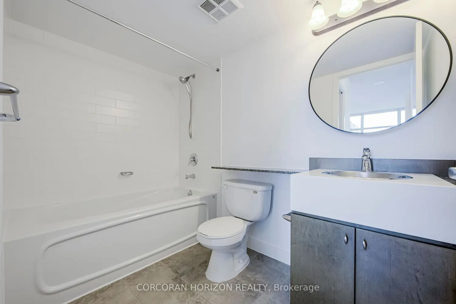 Additional image 9 of 10 Navy Wharf Court 609