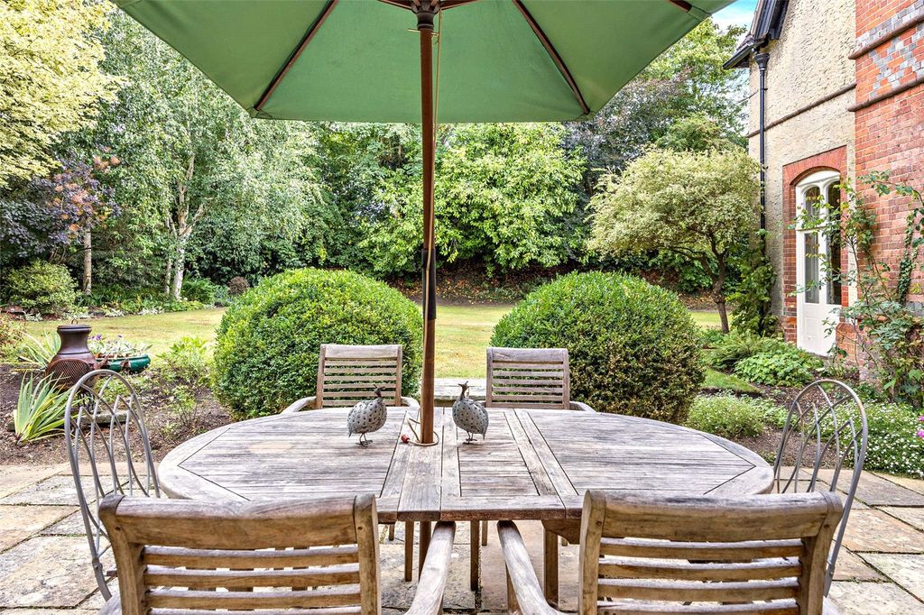 Additional image 24 of 6 bed detached house for saleDonnington, Newbury, Berkshire RG14