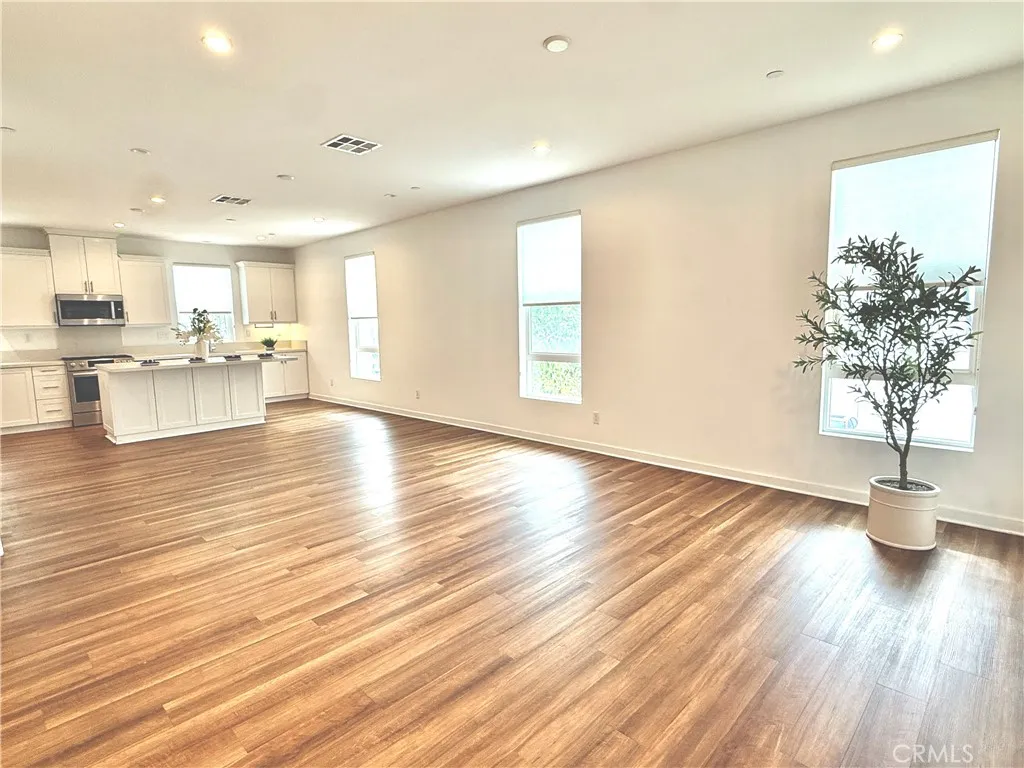 Additional image 6 of 2236 Synergy, Irvine, CA 92614