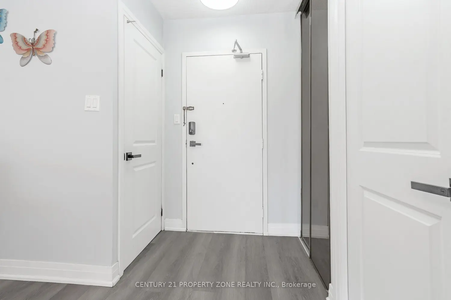 45 Silver Springs Boulevard 209