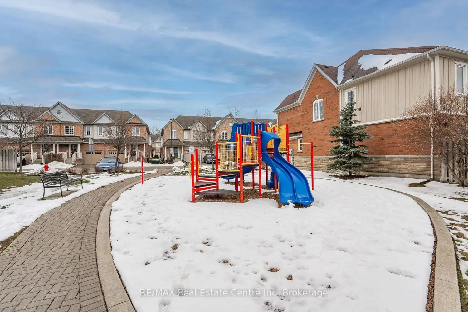 Additional image 18 of 1035 Victoria Road 60