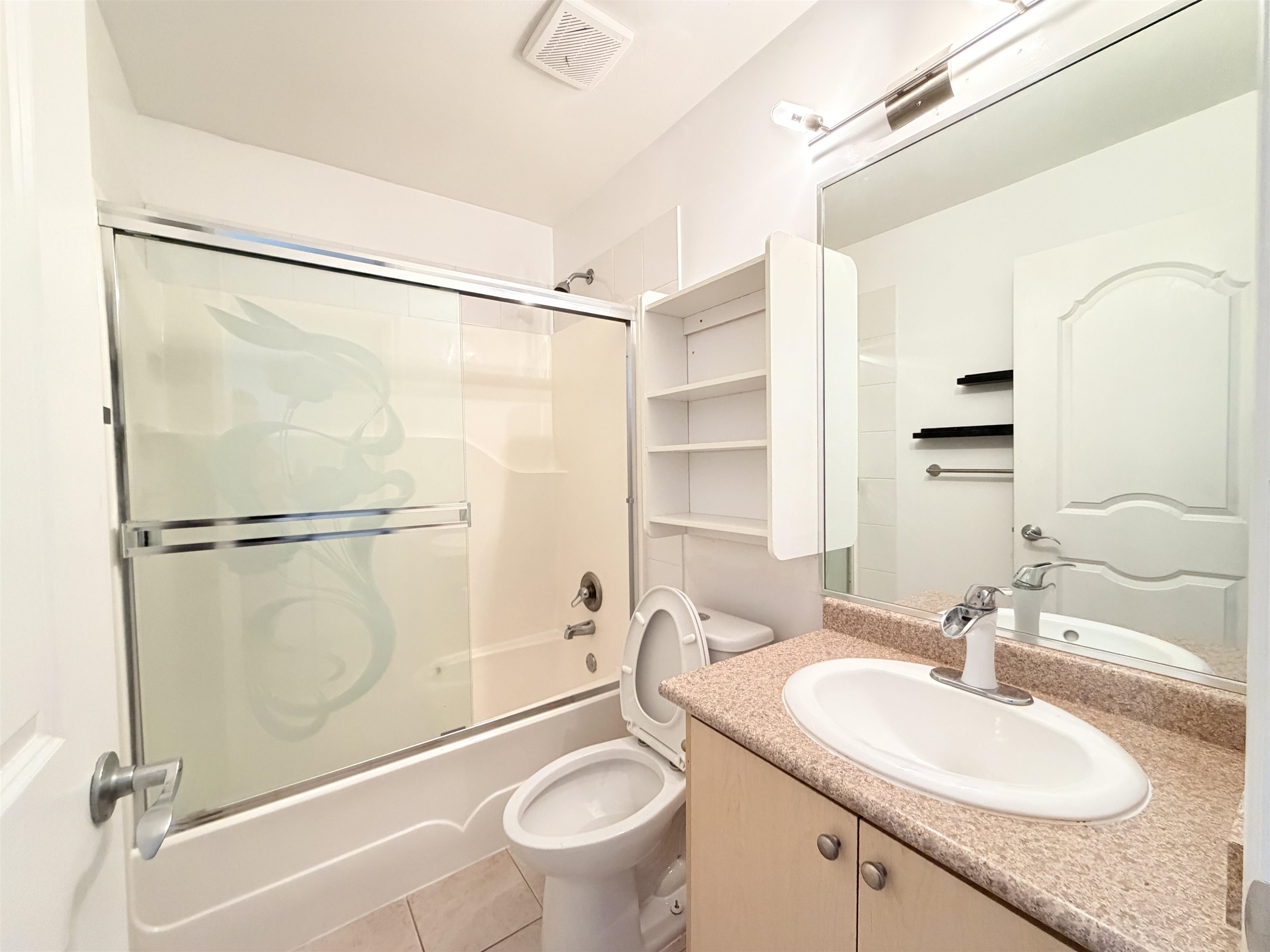 Additional image 2 of 8246 152 Street, Surrey, BC, V3S 3M7