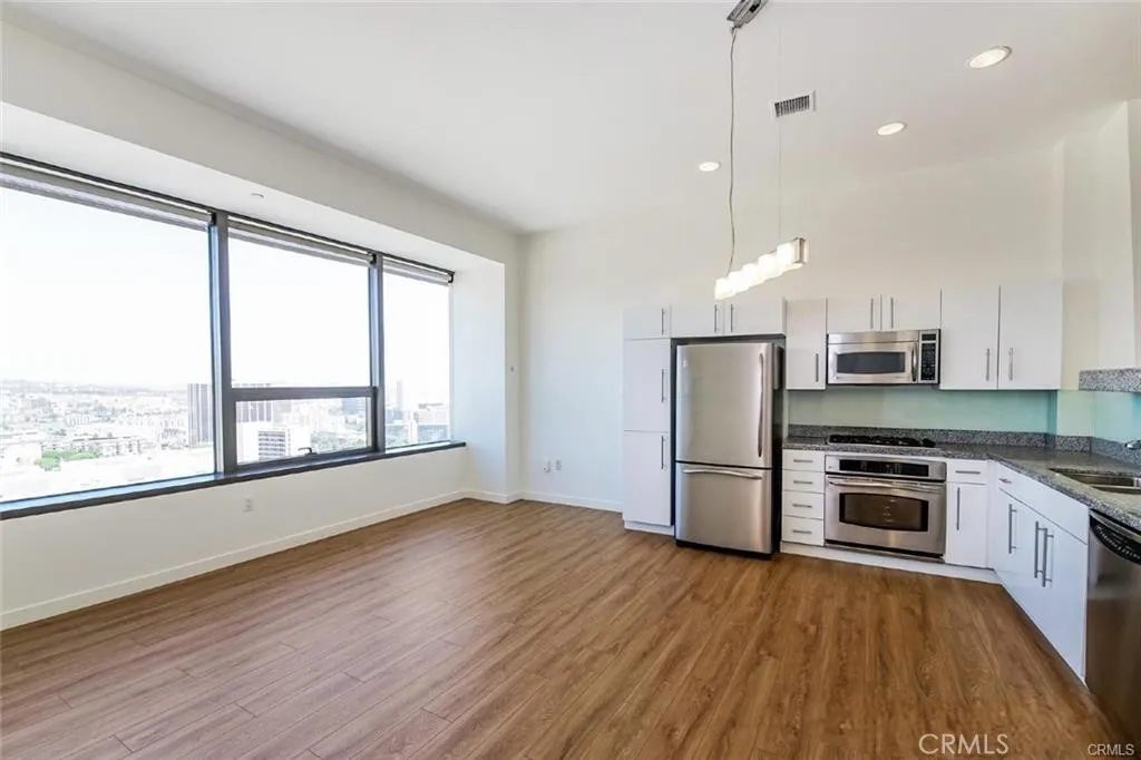 Additional image 6 of 1100 Wilshire Boulevard Unit 2603, Los Angeles, CA 90017
