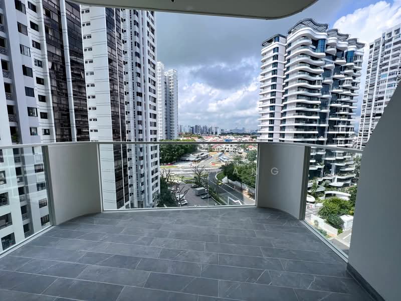 Additional image 6 of 7 Amber Road