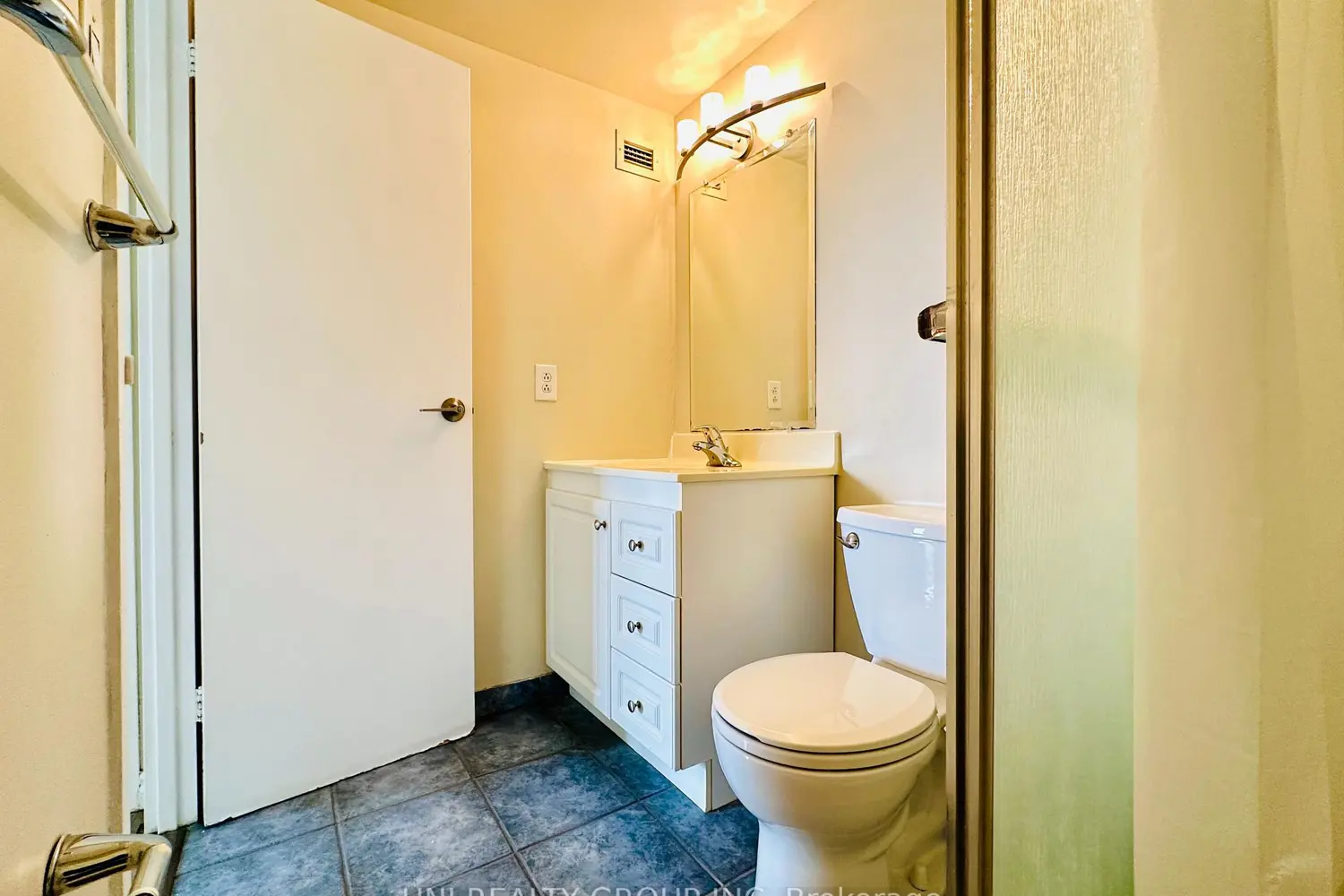 Additional image 13 of 900 Dynes Road 1508