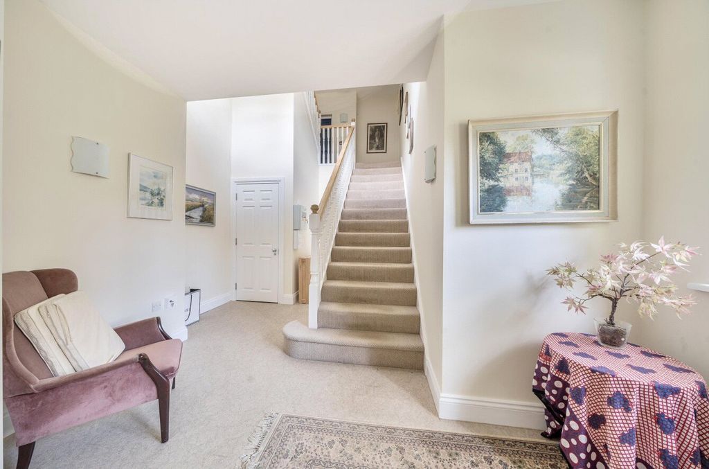 Additional image 4 of 2 bed flat for saleLattiford, Holbrook, Wincanton, Somerset BA9