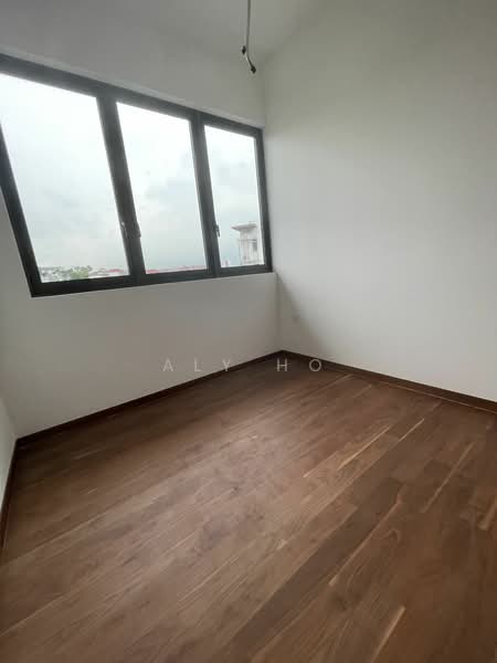 Additional image 2 of 10 De Souza Avenue