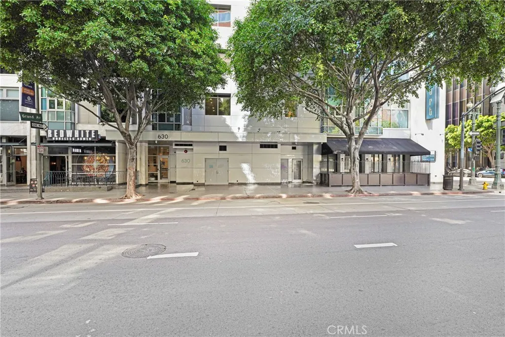 630 W 6th St Unit 216, Los Angeles, CA 90017