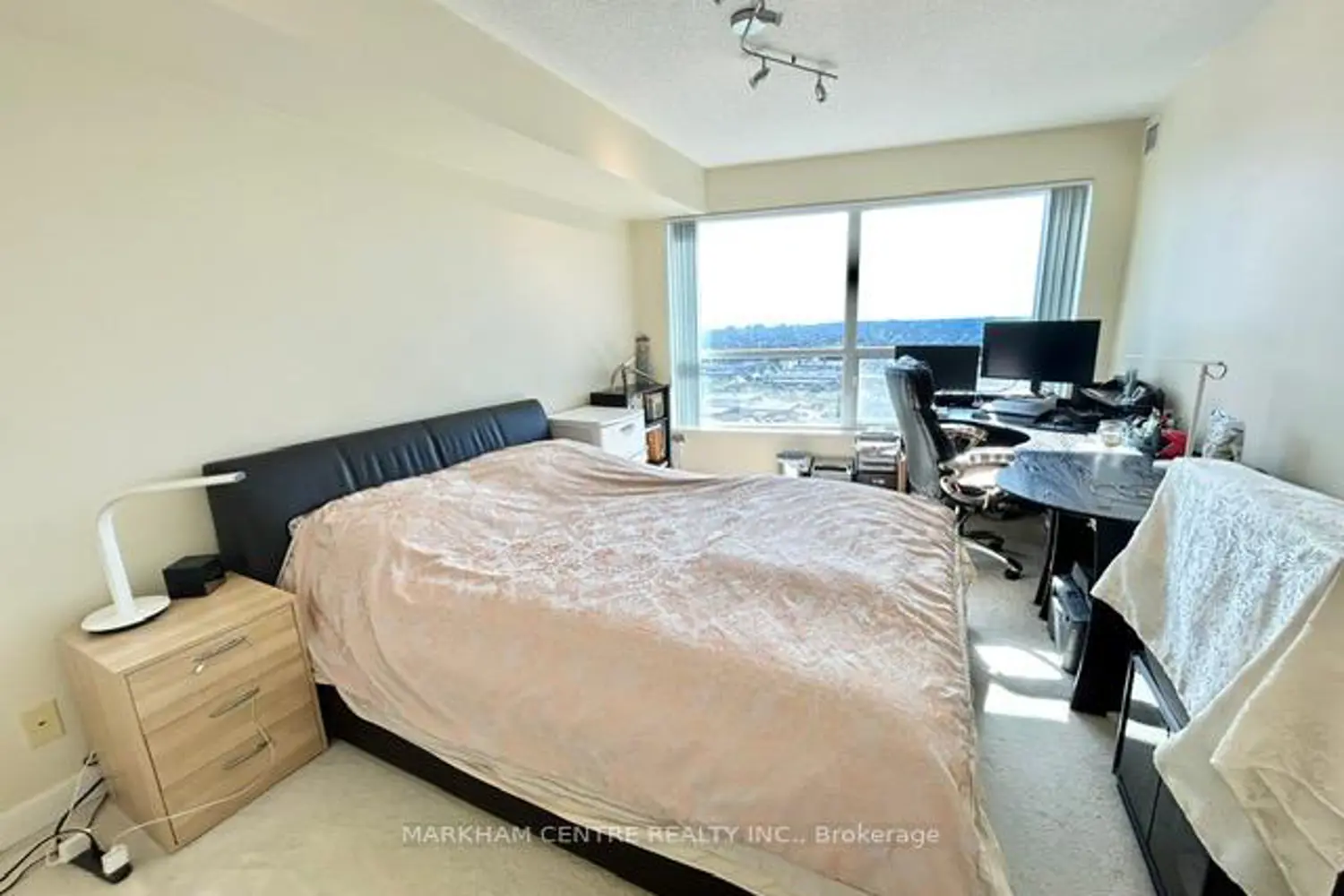 Additional image 11 of 36 Lee Centre Drive 2707