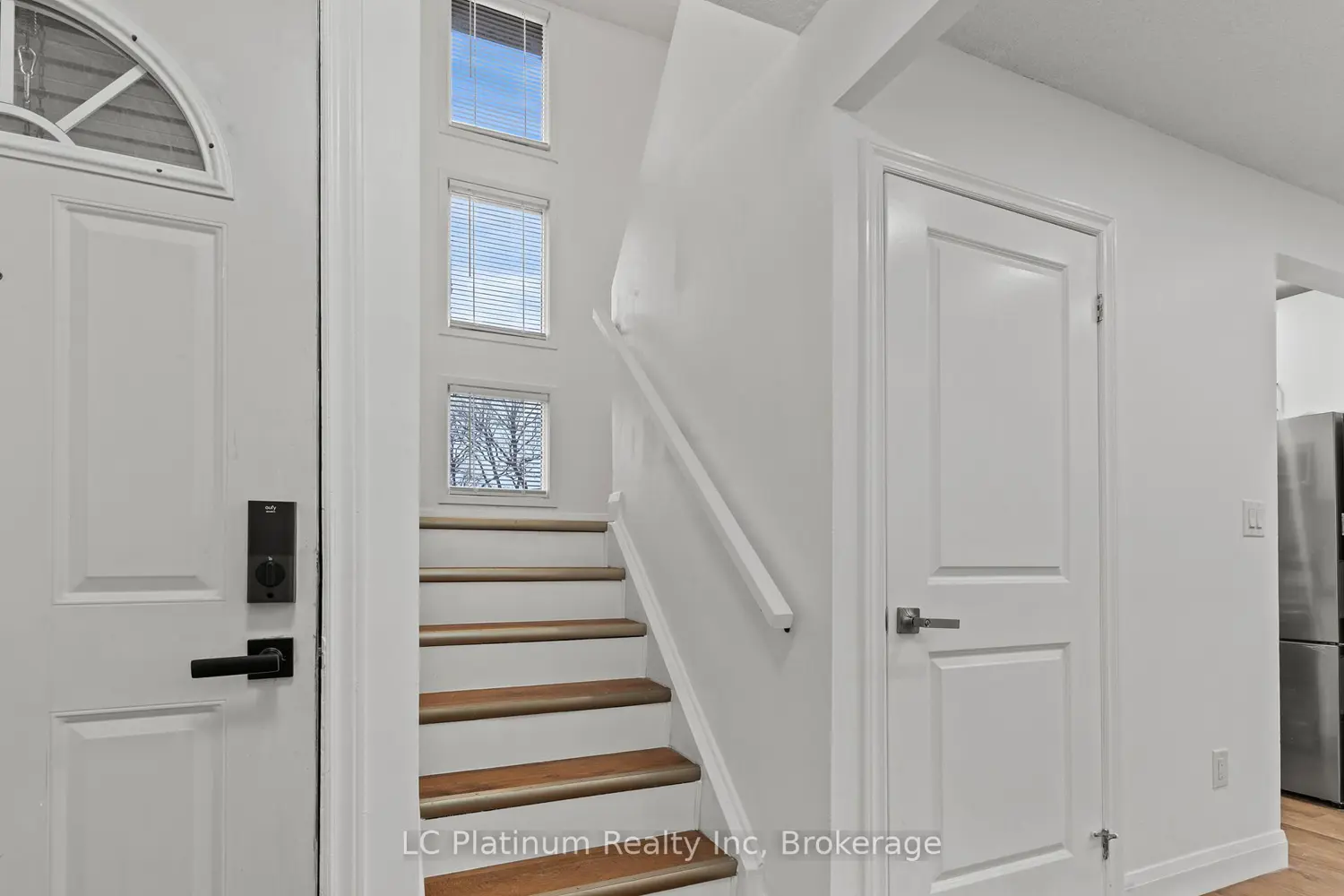 Additional image 14 of 302 Vine Street 29