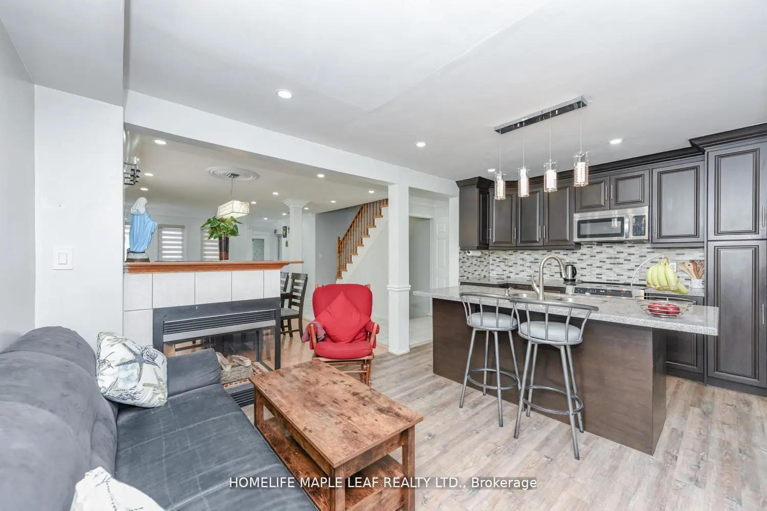 Additional image 5 of 100 Alaskan Summit Court