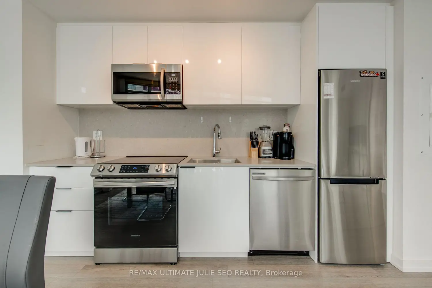 Additional image 10 of 50 Power Street 713