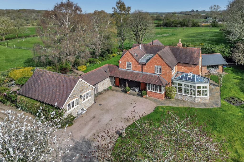 Additional image 19 of 5 bed detached house for saleSaleway, Worcestershire WR9