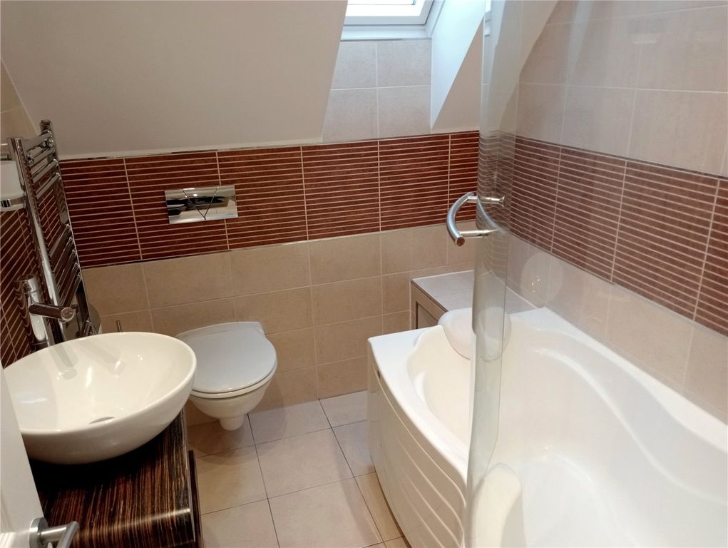Additional image 9 of 12 bed flat for saleLondon Road, Pulborough, West Sussex RH20