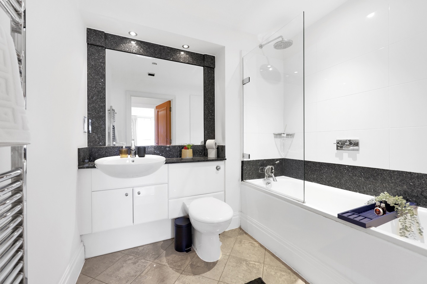 Additional image 23 of 3 Bed Flat, Thames Point, SW6, N1 7GU