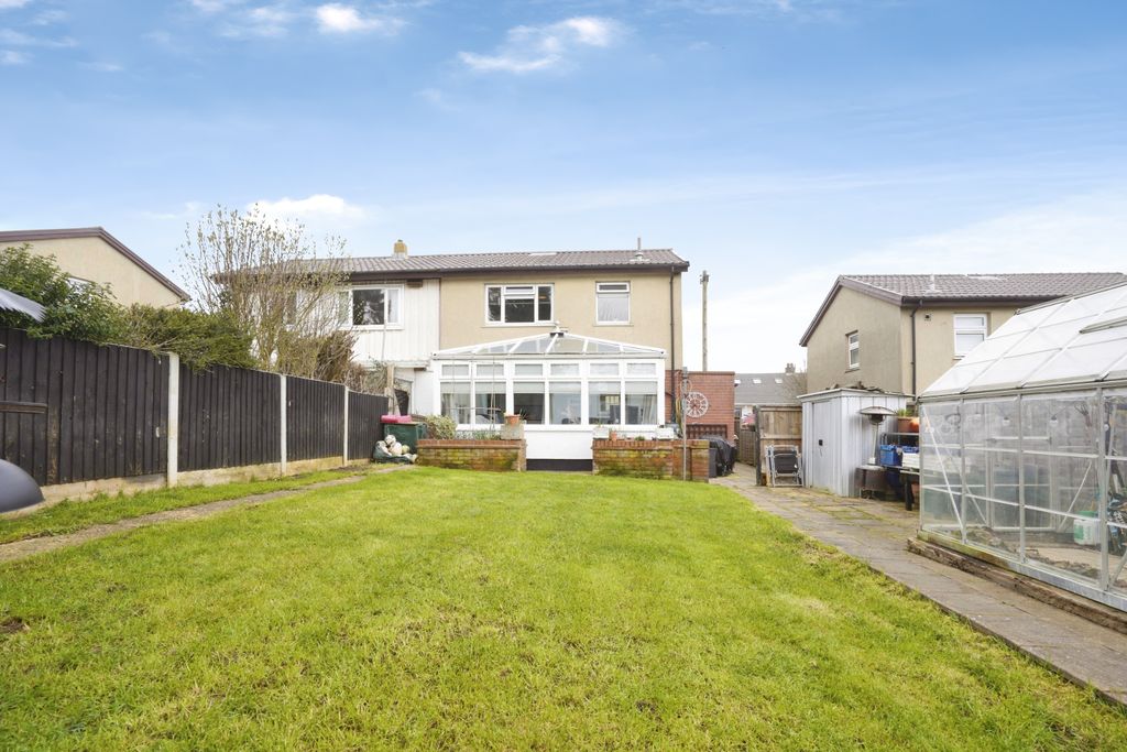 Additional image 4 of 3 bed semi-detached house for saleAshcroft Road, Luton LU2