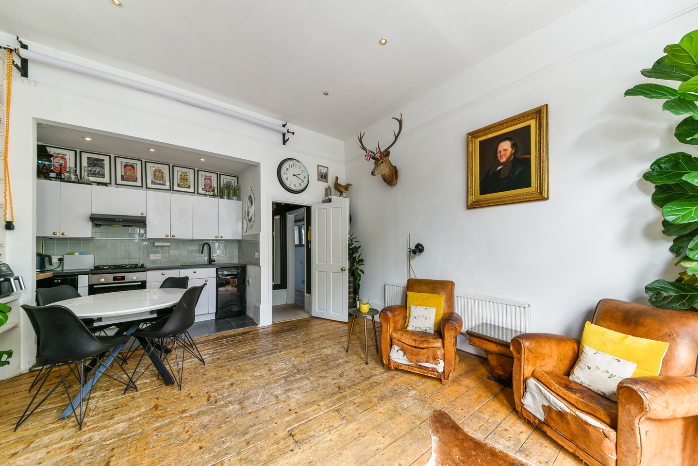 Additional image 5 of 2 Bed Flat, Lancaster Road, W11, N1 7GU