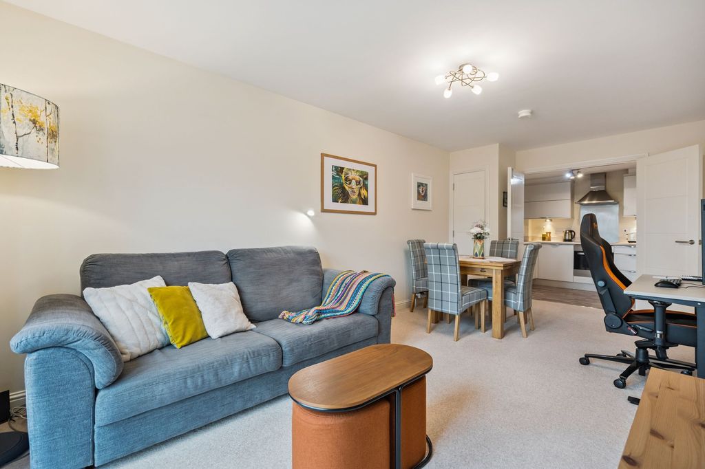 Additional image 4 of 2 bed flat for saleRollock Street, Stirling FK8