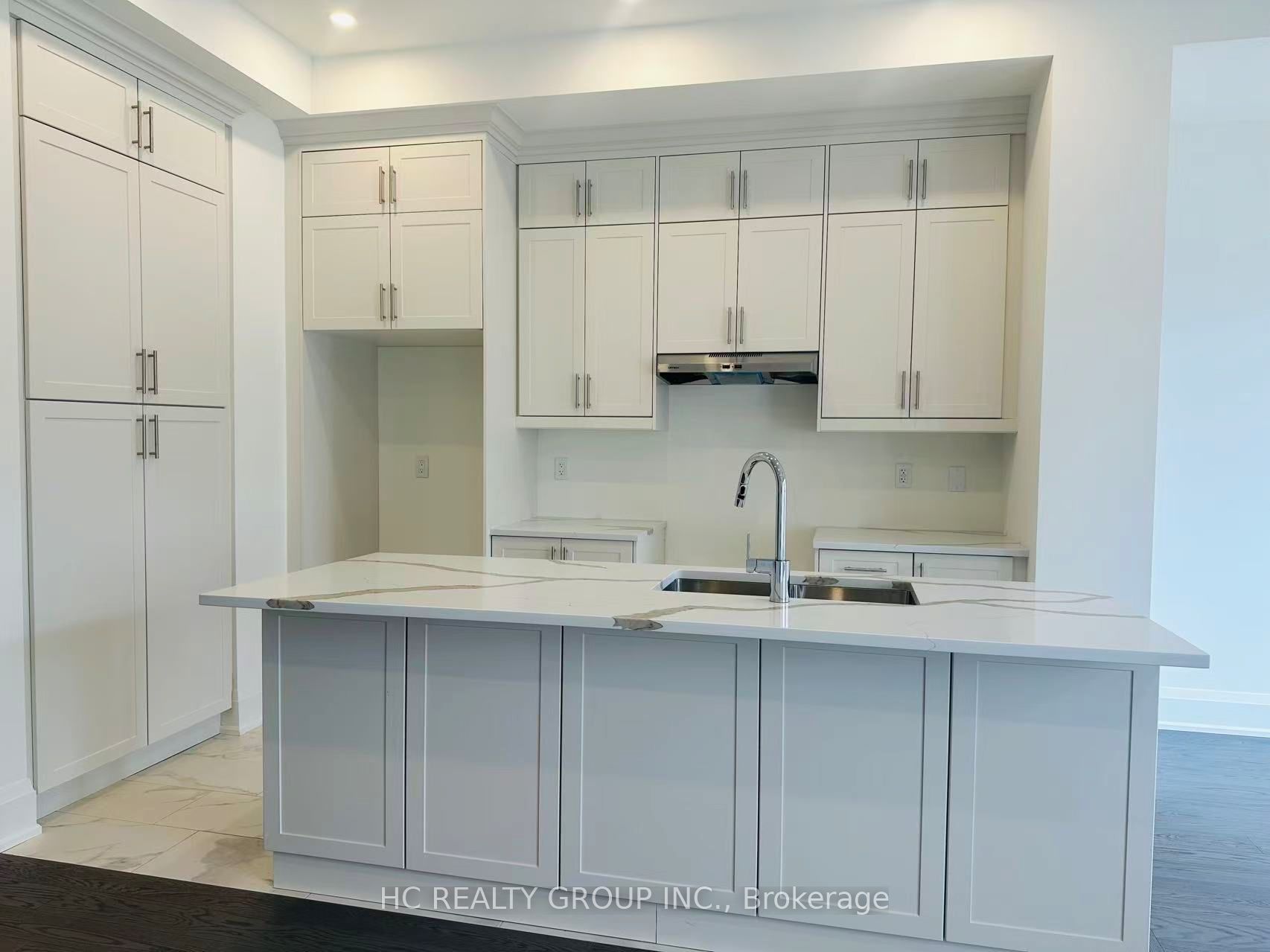 Additional image 2 of 3303 Azam Way, Oakville, ON, L6M 5S3