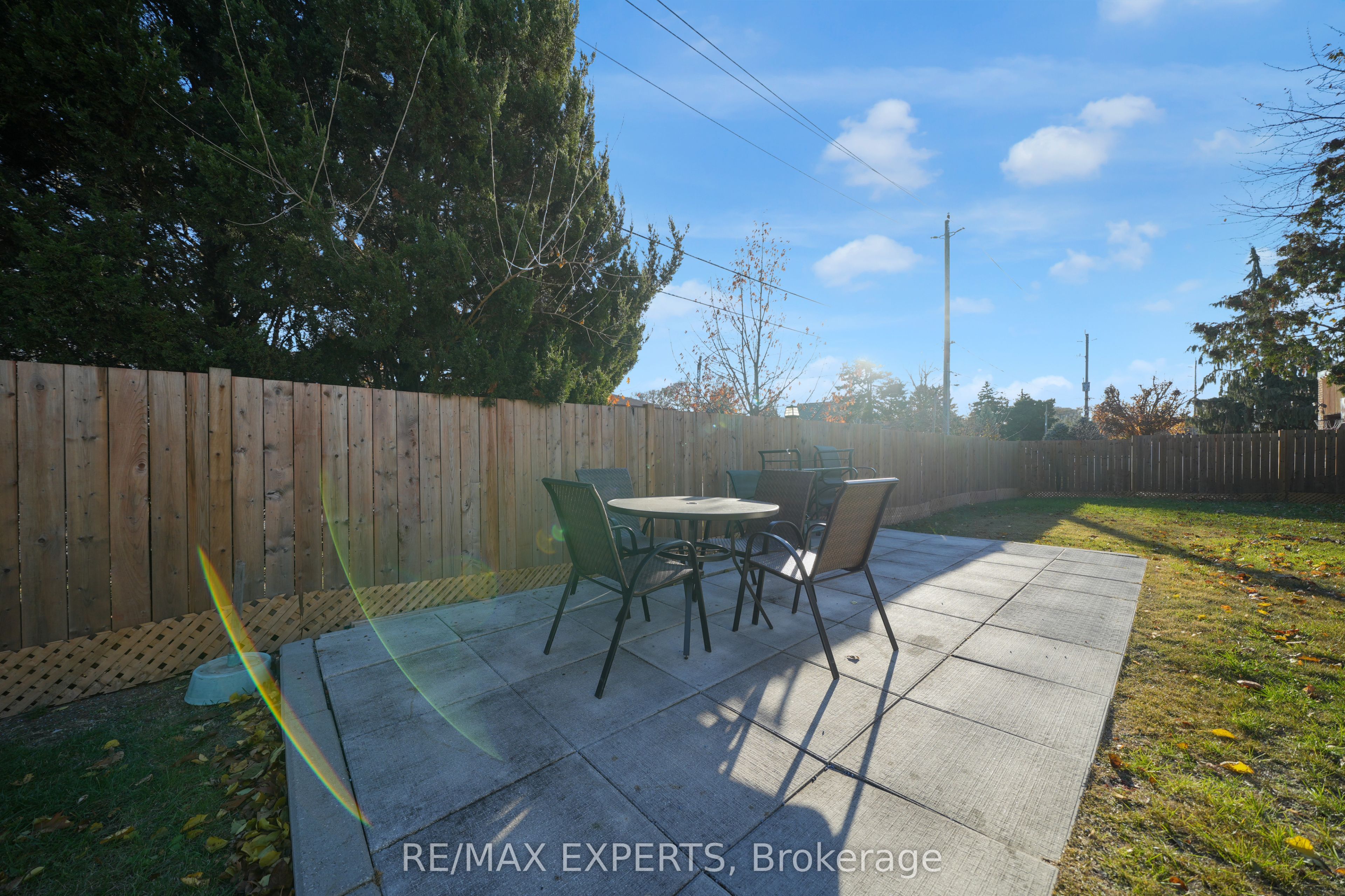 Additional image 5 of 4 Larchmere Avenue, Toronto, ON, M9L 2N1