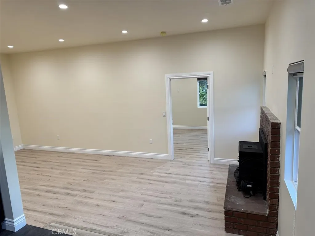 Additional image 11 of 9857 Foothill Boulevard, Lakeview Terrace, CA 91342