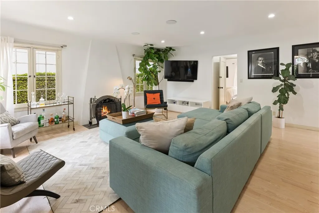 Additional image 7 of 708 Westbourne Dr, West Hollywood, CA 90069